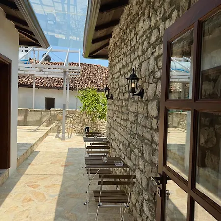 酒店 Merkaj, Castle 培拉特
