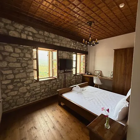 Merkaj, Castle * Berati